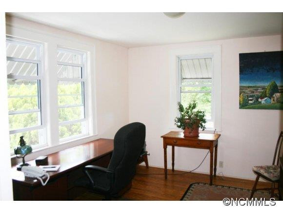 110 Upper Grassy Branch Road - Photo 12