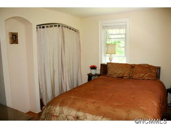 110 Upper Grassy Branch Road - Photo 9