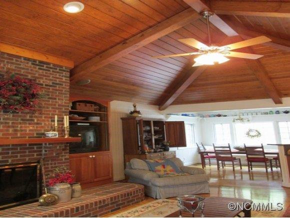 1613 Southpointe Drive - Photo 4