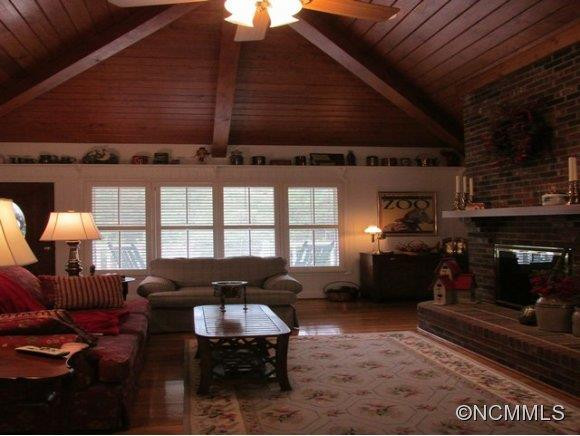 1613 Southpointe Drive - Photo 5