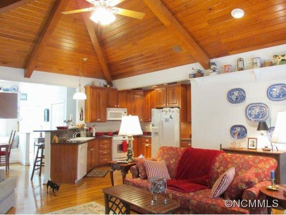1613 Southpointe Drive - Photo 6