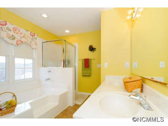 600 Carolina Holly Way - Photo 9