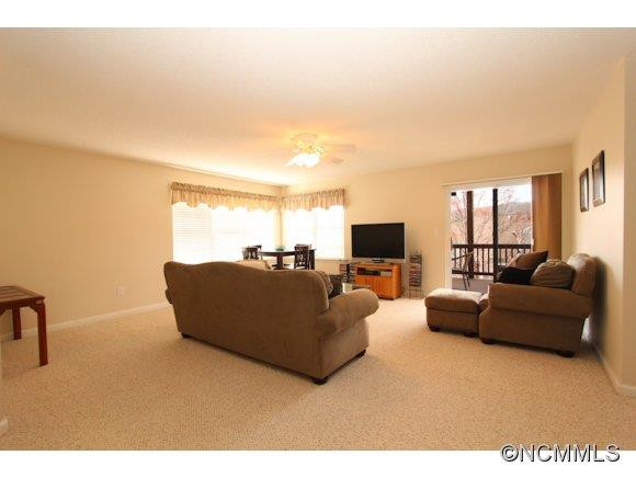 34 West Danbury Lane - Photo 13