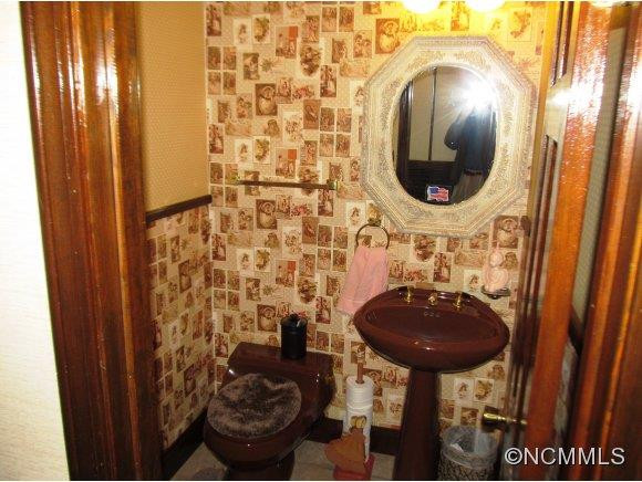 64 Merrill Place - Photo 10