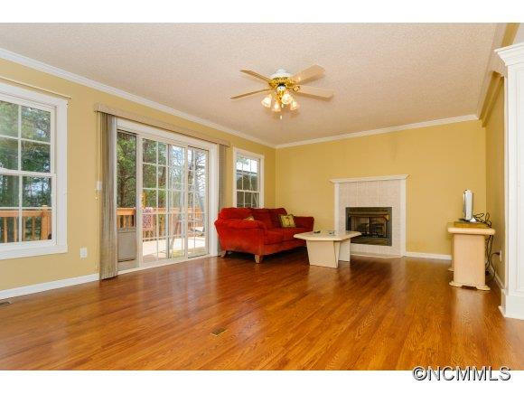 17 Westmont Drive - Photo 2