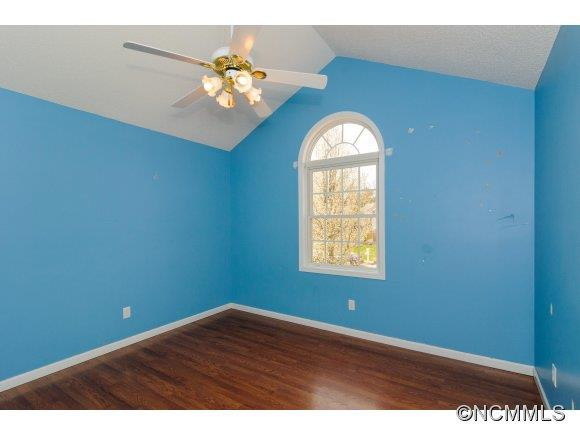 17 Westmont Drive - Photo 13