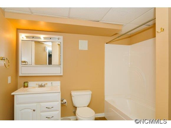 17 Westmont Drive - Photo 19