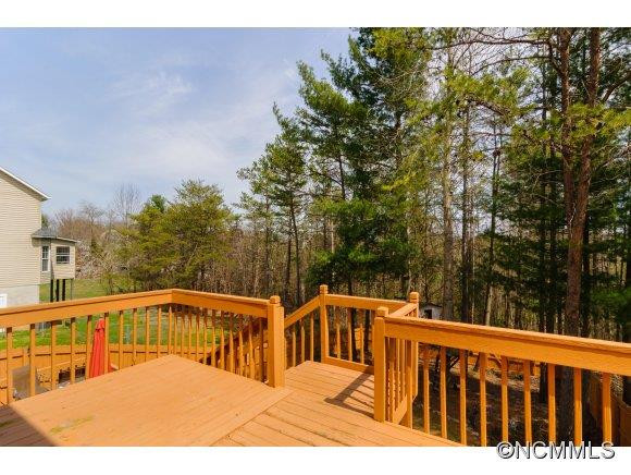 17 Westmont Drive - Photo 22