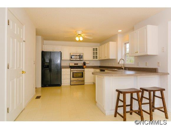 17 Westmont Drive - Photo 7