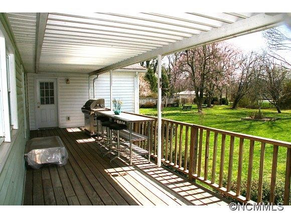 208 Hillside Heights - Photo 22