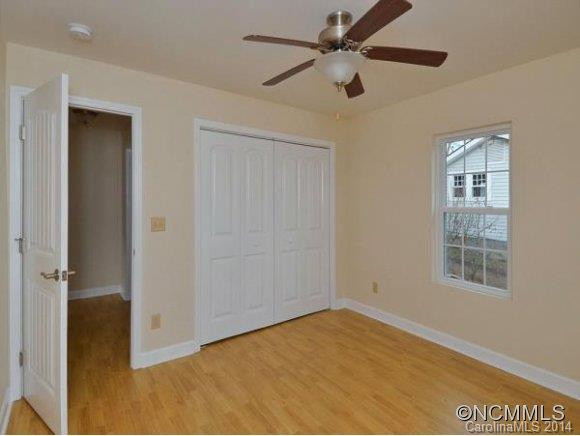 356 DEAVERVIEW ROAD - Photo 7