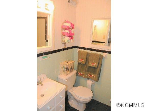 102 SUNSET HILL DR - Photo 12