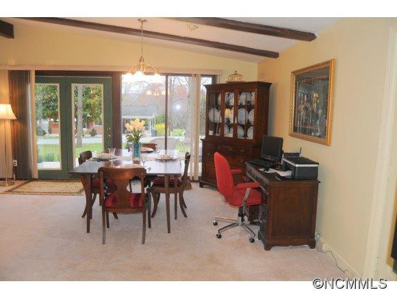 102 SUNSET HILL DR - Photo 6