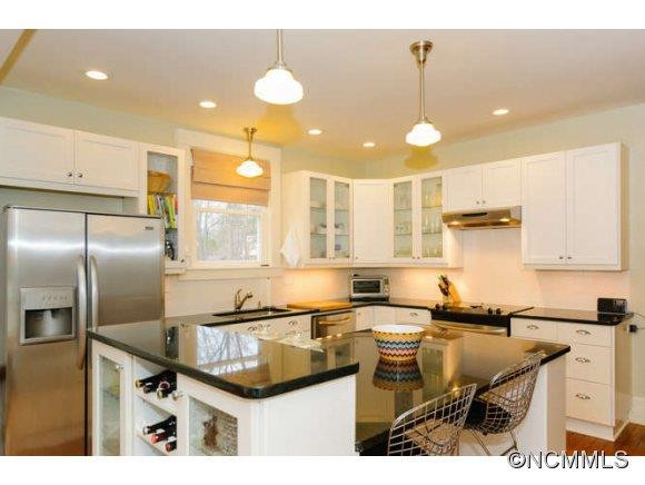 275 Montford Avenue - Photo 8