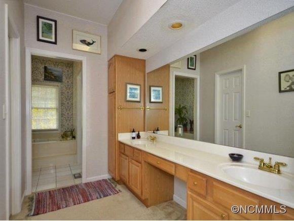 306 CROYDON DRIVE - Photo 13