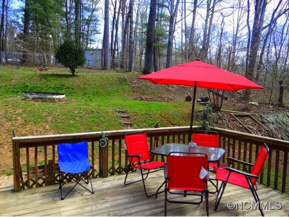 121 Walnut Street - Photo 14