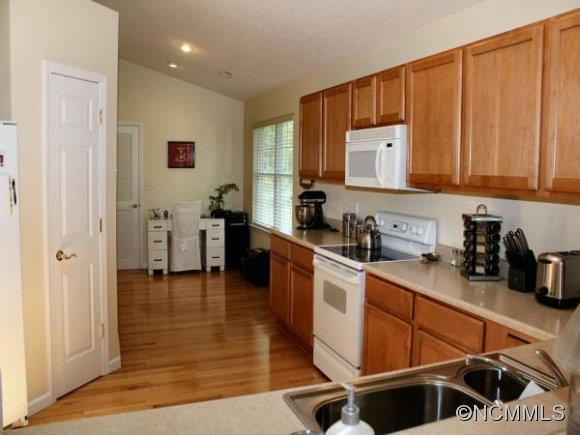 43 MEADOW CLIFF LANE - Photo 6