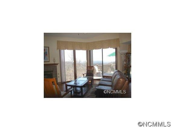 119 WOODBRIDGE DRIVE - Photo 2