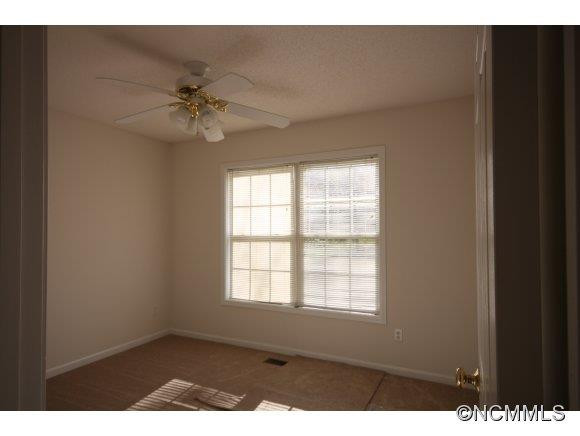 78 Spring Valley St. - Photo 13
