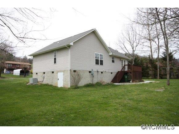 78 Spring Valley St. - Photo 3