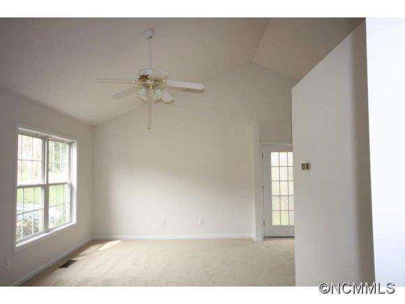 78 Spring Valley St. - Photo 9