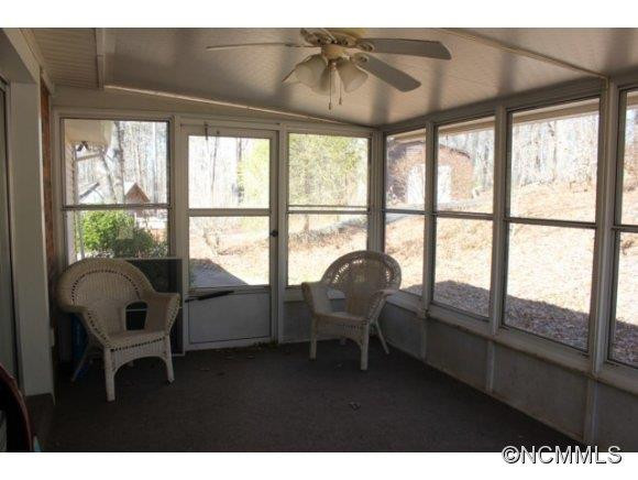 715 Rock House Road - Photo 11