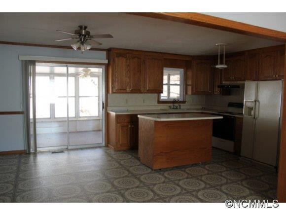 715 Rock House Road - Photo 4