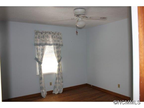 715 Rock House Road - Photo 9
