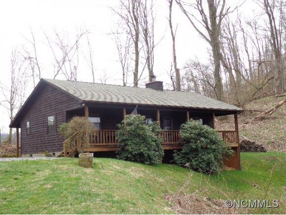 633 Treetop Lane