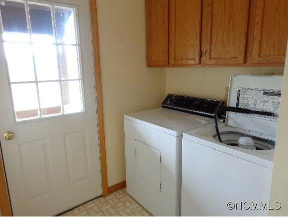 633 Treetop Lane - Photo 12