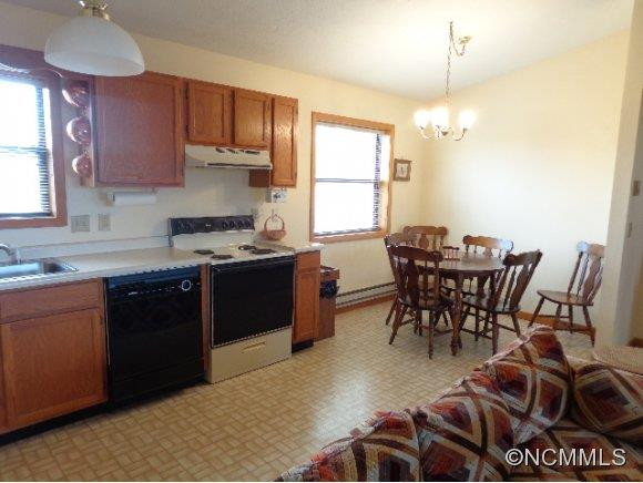 633 Treetop Lane - Photo 7