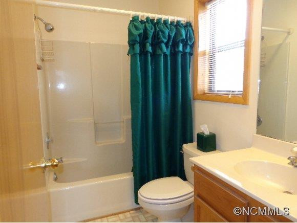 633 Treetop Lane - Photo 9