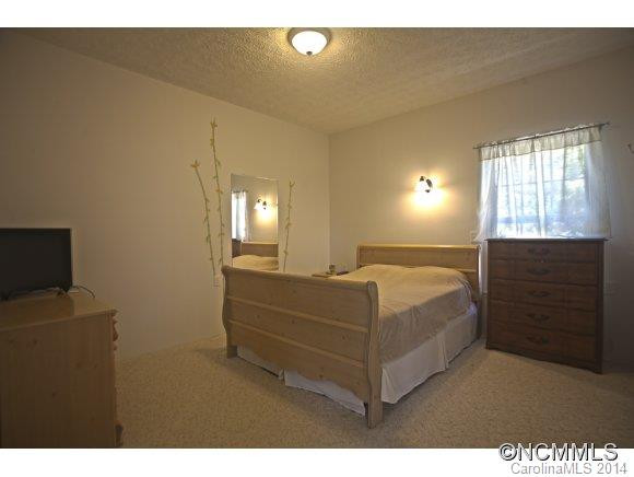 266 Wright Way - Photo 13