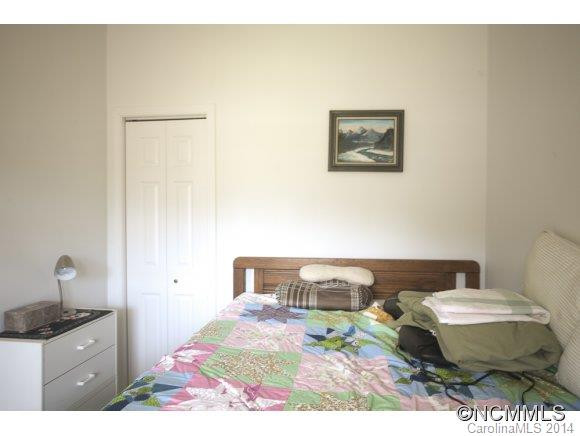 266 Wright Way - Photo 17