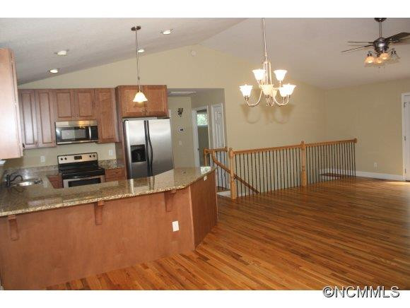 659 Shawn Rachel Parkway - Photo 3
