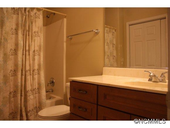 659 Shawn Rachel Parkway - Photo 8