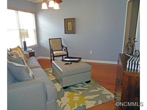 18 E. Fairway View Court - Photo 13
