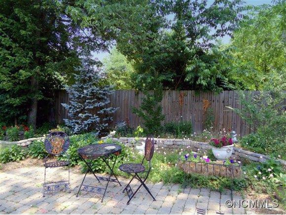 18 E. Fairway View Court - Photo 20