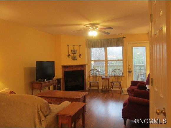 515 Carrington Place - Photo 3