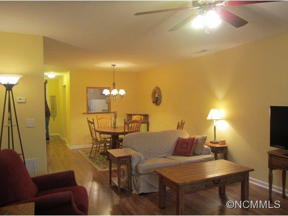 515 Carrington Place - Photo 5