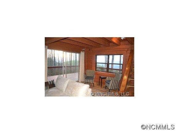 396 High Top - Photo 5
