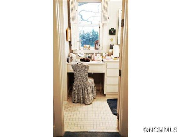 270 Stoneybrook Way - Photo 15