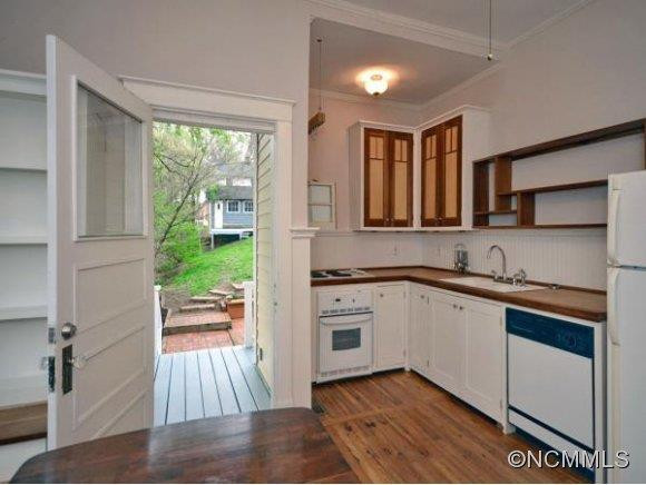 14 PARKER RD - Photo 8