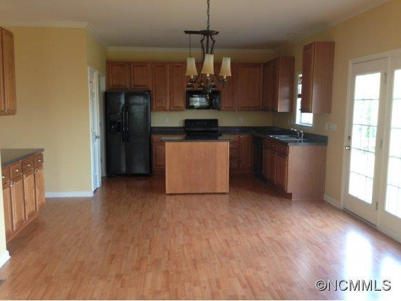 29 YORKTOWN CIRCLE - Photo 2