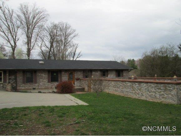 835 Sand Hill Rd - Photo 2