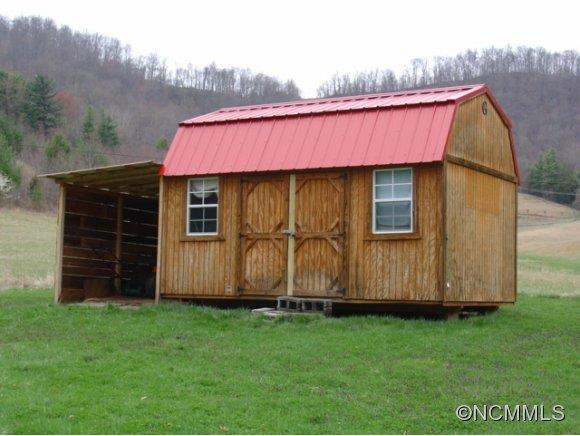 821 Charlie Brown Rd - Photo 18