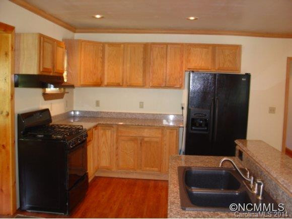 821 Charlie Brown Rd - Photo 4