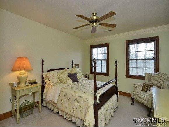 153 RUGBY HOLLOW DR - Photo 15