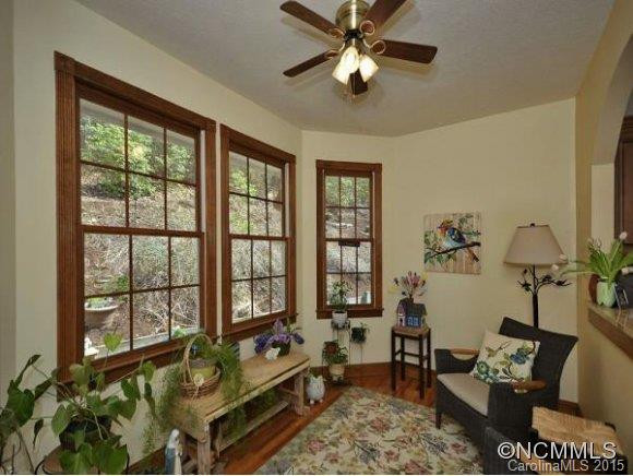 153 RUGBY HOLLOW DR - Photo 9
