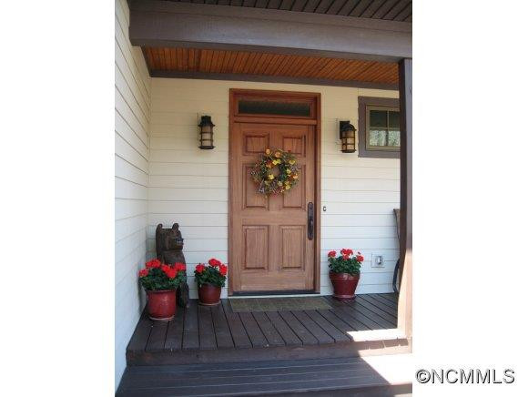 510 Claremont Drive - Photo 2